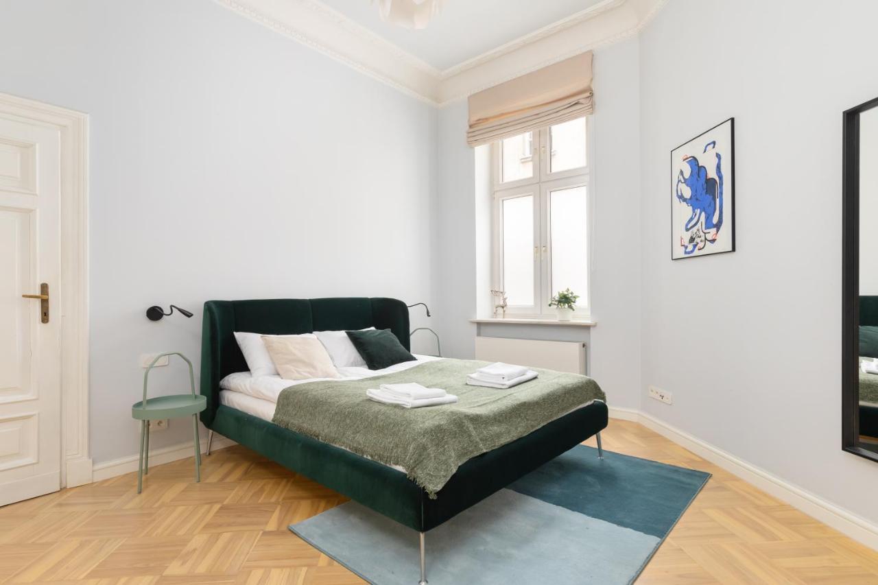 Marszalkowska 58 - Classy Two Bedroom Apartment With Balcony By Noclegi Renters Varsovia Exterior foto
